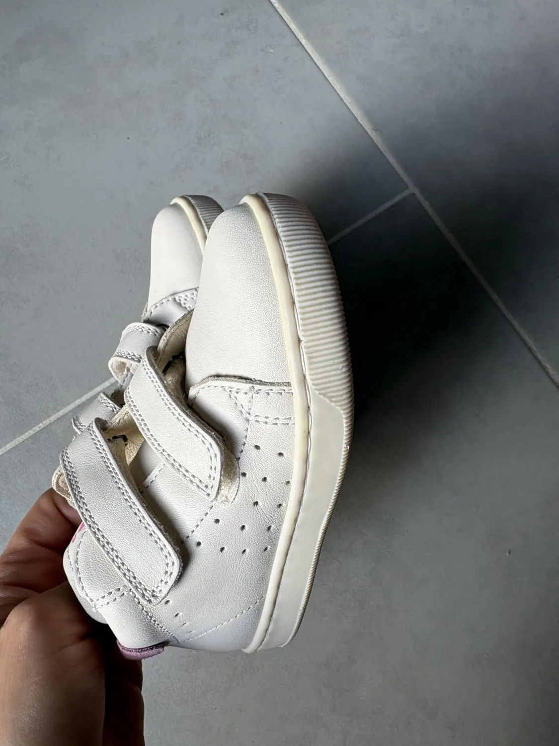 Falcotto baskets cuir suède cœurs velcro bébé