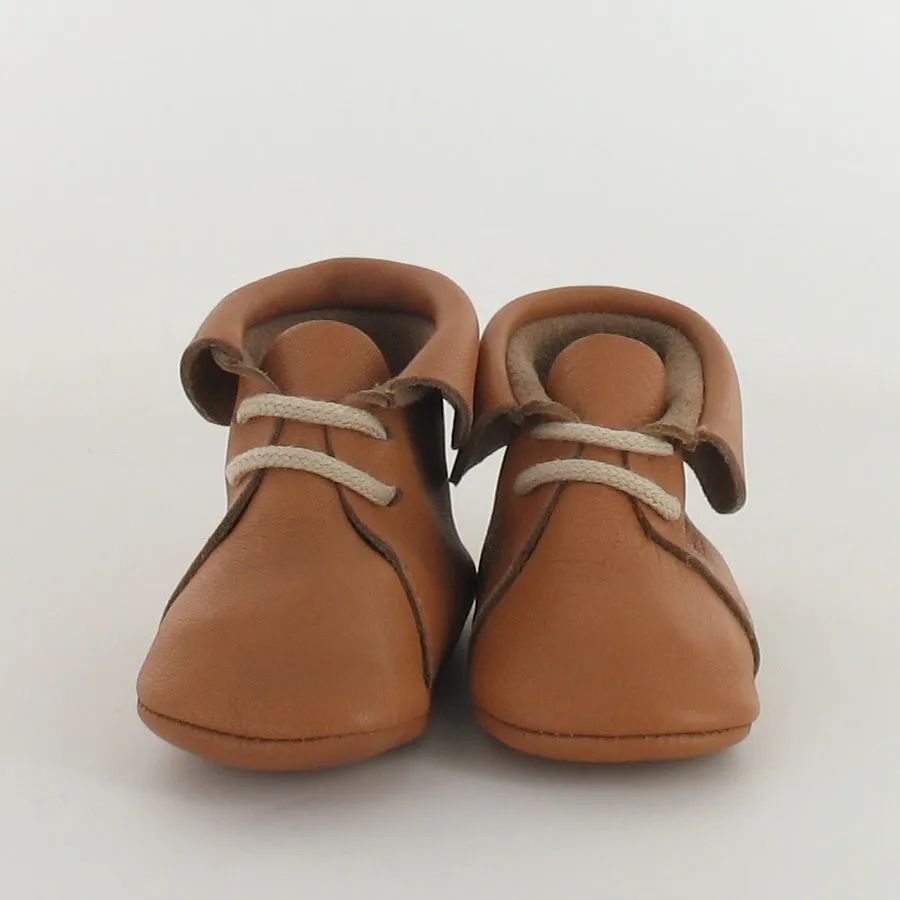 Le Petit Fils du Cordonnier Dandy chausson cuir bio camel souple