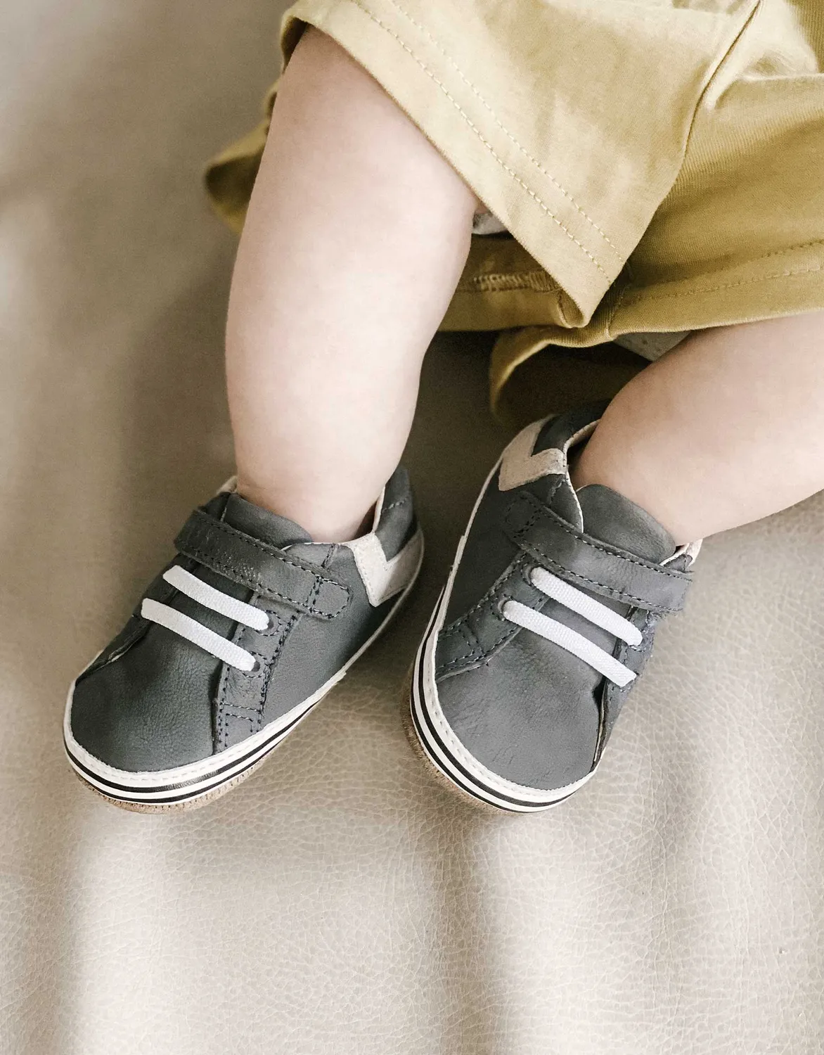 Robeez First Kicks Adam chaussures bébé cuir souple