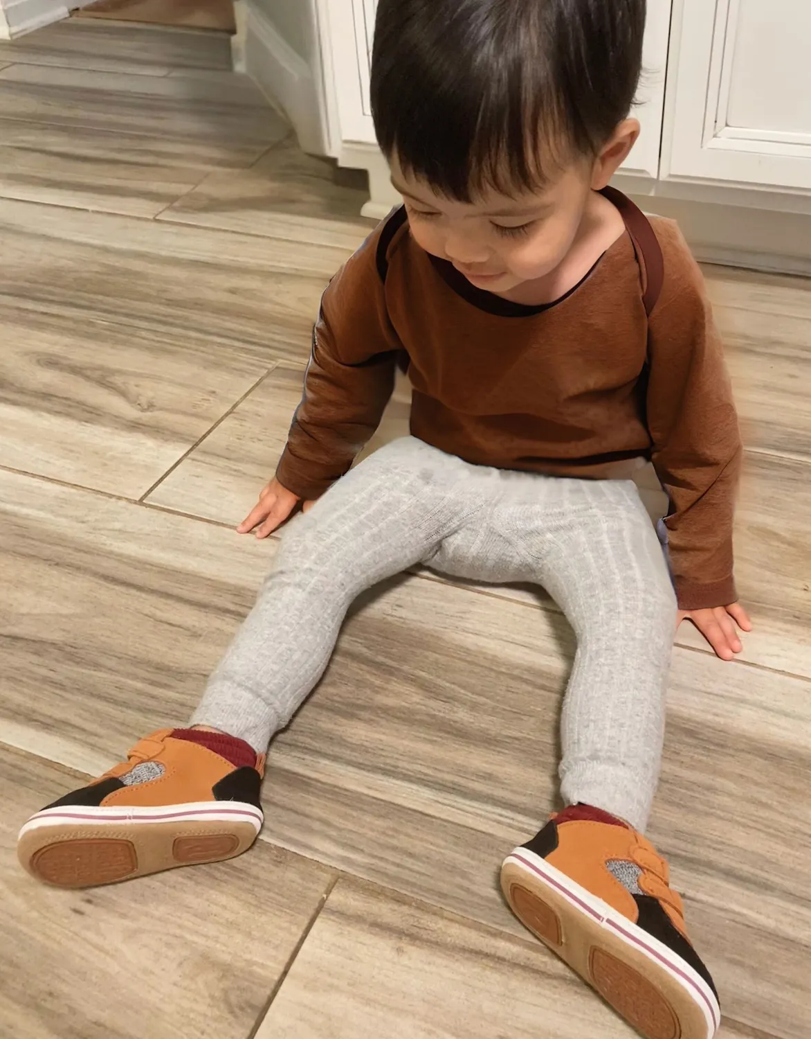 Robeez First Kicks Raiden chaussures bébé camel montantes