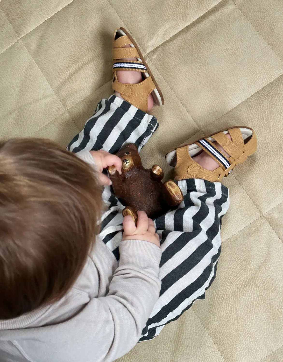 Robeez First Kicks Stuart sandales bébé toile souple